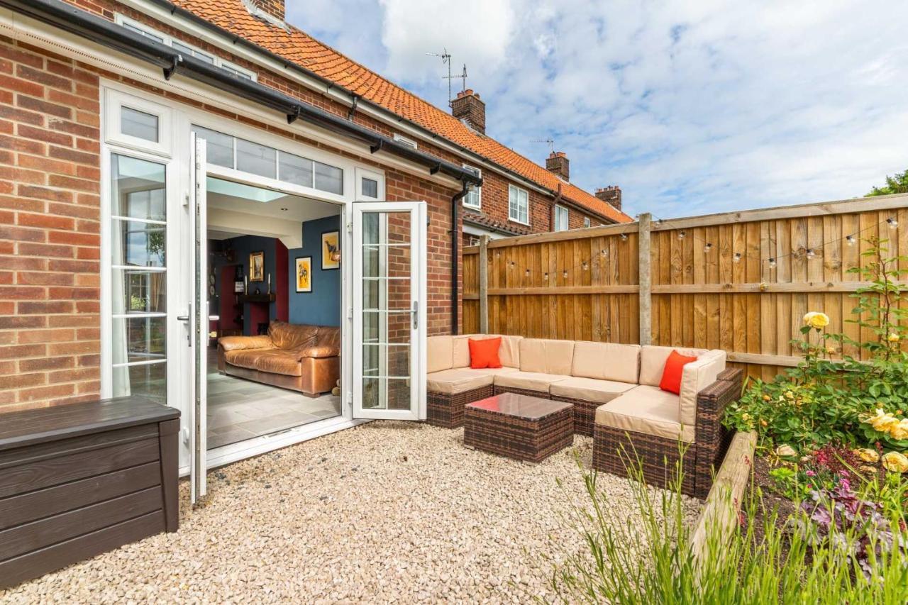 Host & Stay - Church Lane Cottage Filby Extérieur photo